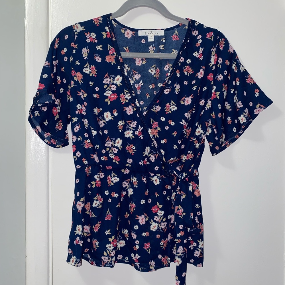 Womens Navy Floral Crossover Top - size S
